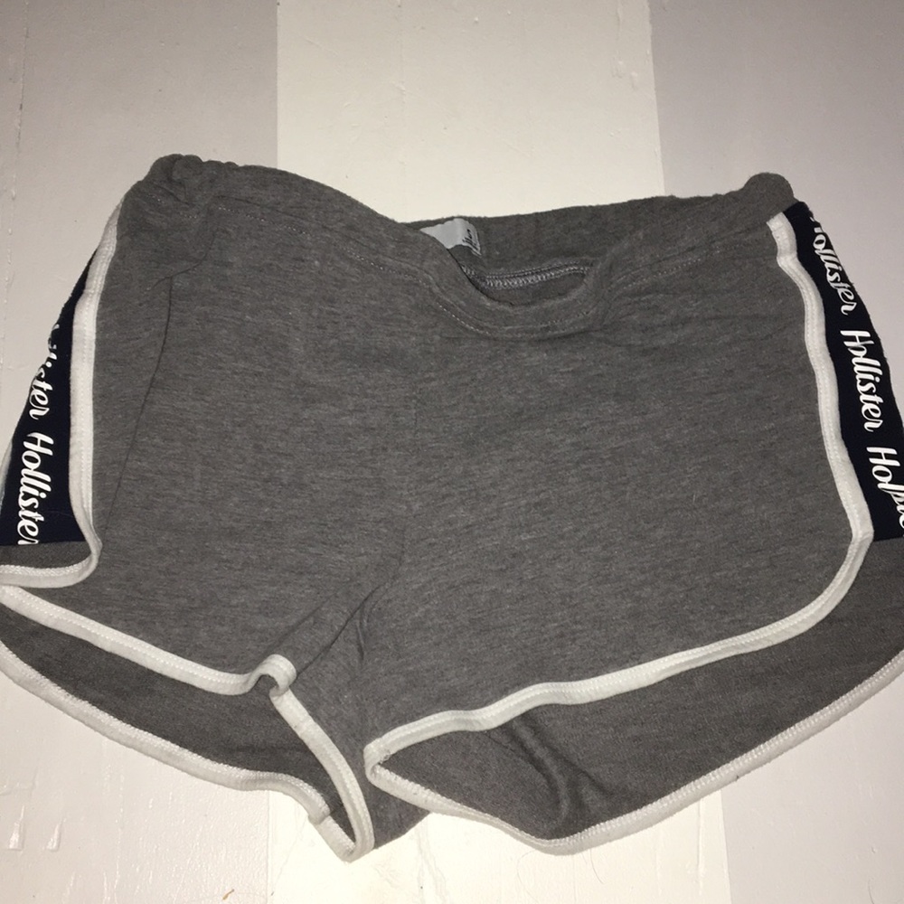 Hollister comfy grey shorts